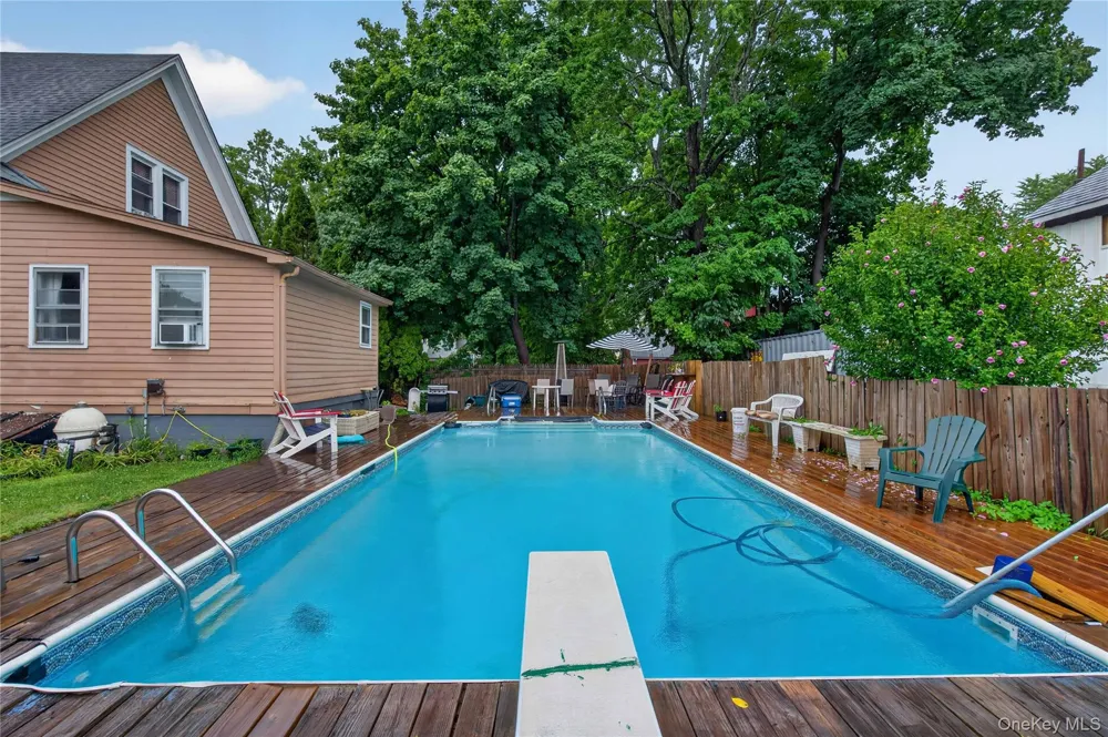 77 Union Street Montgomery, NY 12549