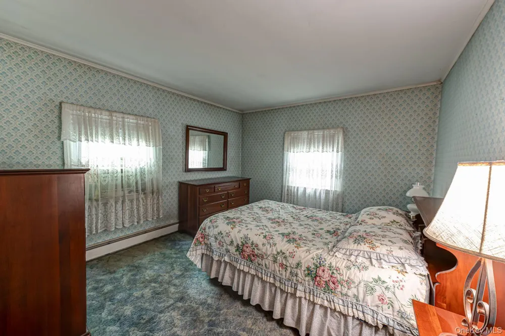 10 Overton Pass Saint James, NY 11780