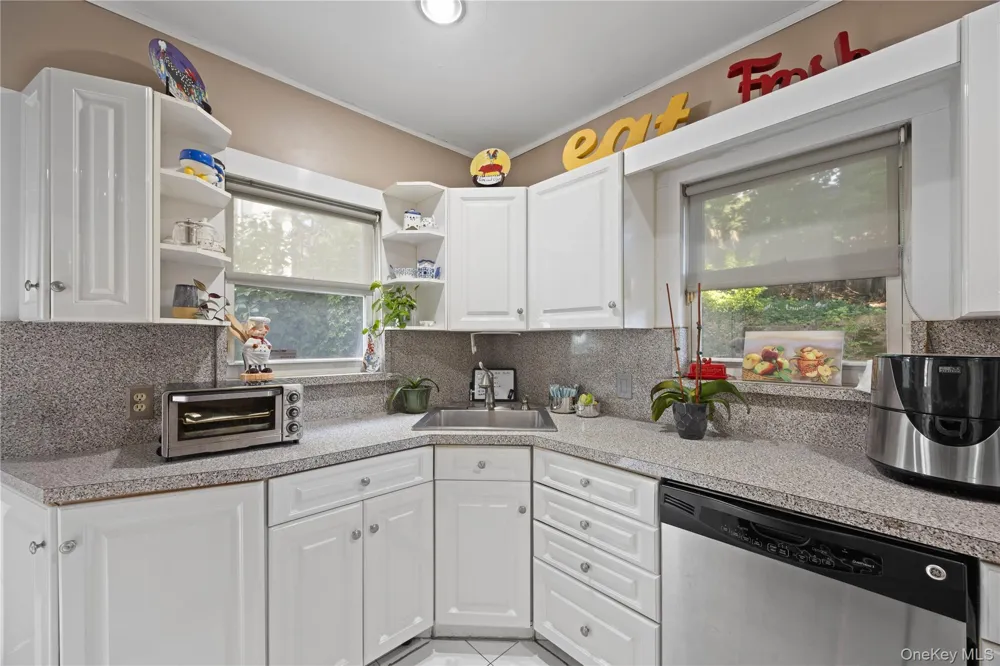 6 Arden Place Yonkers, NY 10701