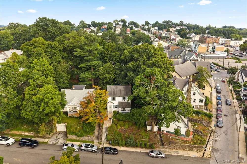 6 Arden Place Yonkers, NY 10701