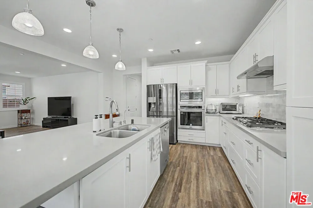 10091 Bernadette Avenue Buena Park, CA 90620