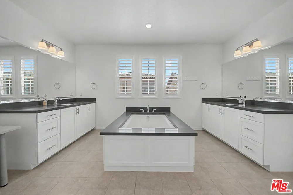 10091 Bernadette Avenue Buena Park, CA 90620