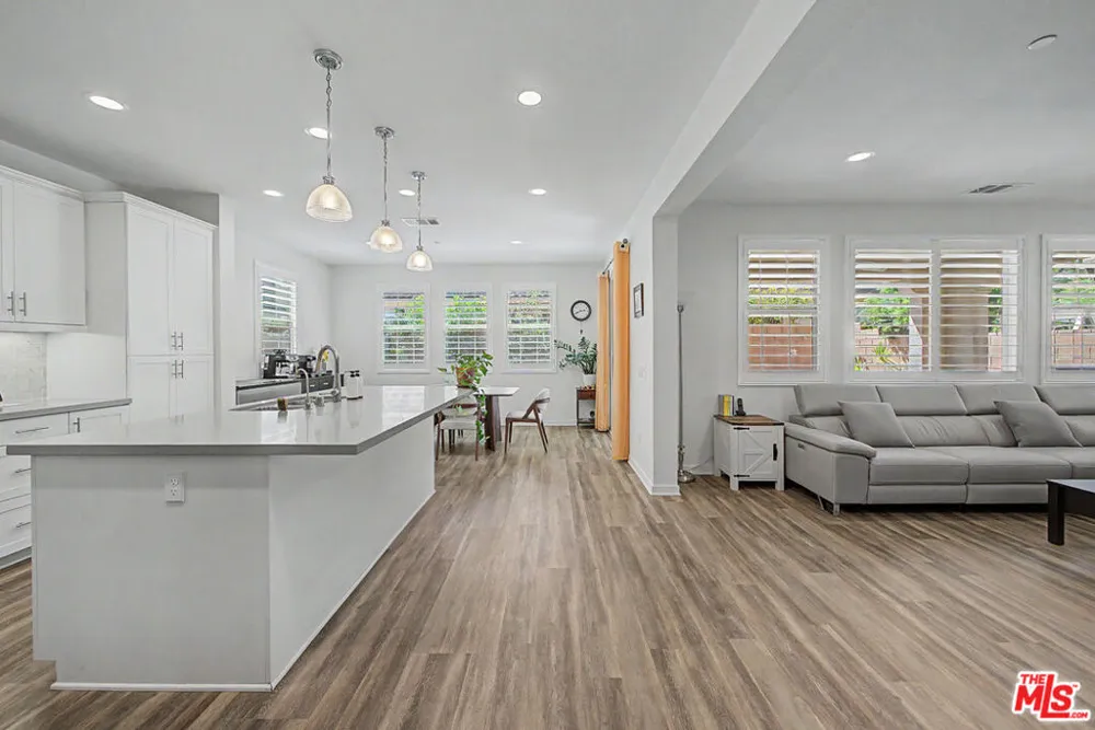 10091 Bernadette Avenue Buena Park, CA 90620