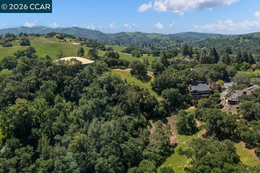 18 Diablo Oaks Way Lafayette, CA 94549