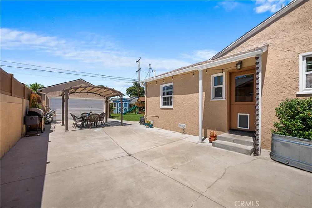6013 Premiere Avenue Lakewood, CA 90712