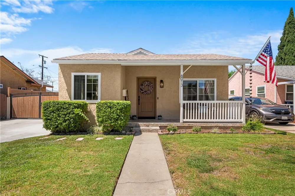 6013 Premiere Avenue Lakewood, CA 90712