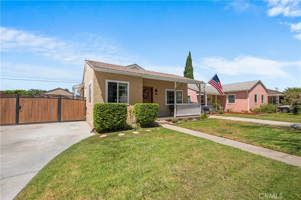 6013 Premiere Avenue Lakewood, CA 90712