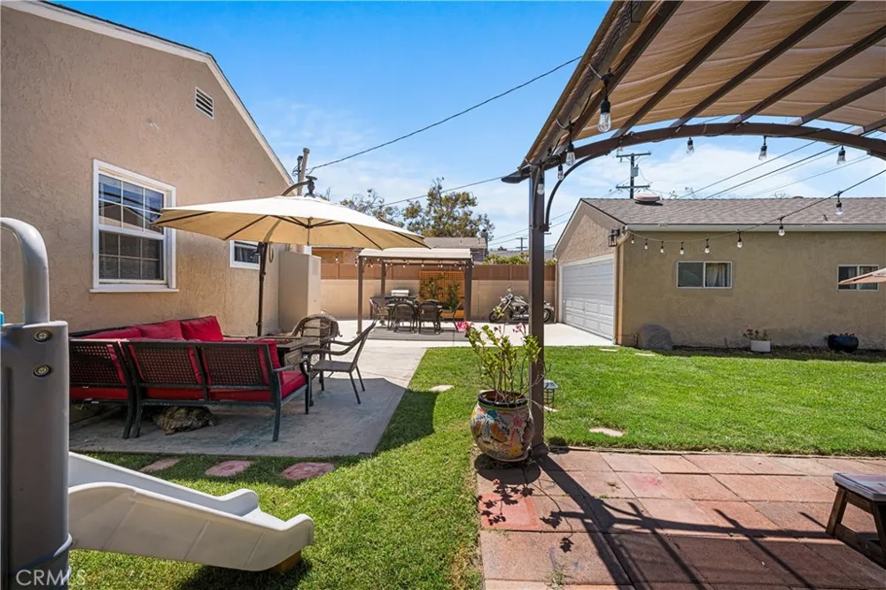 6013 Premiere Avenue Lakewood, CA 90712