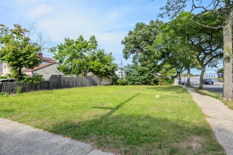 3247 Brower Avenue
