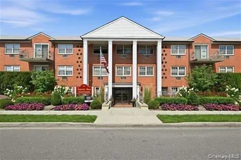 250 Village Avenue #C23