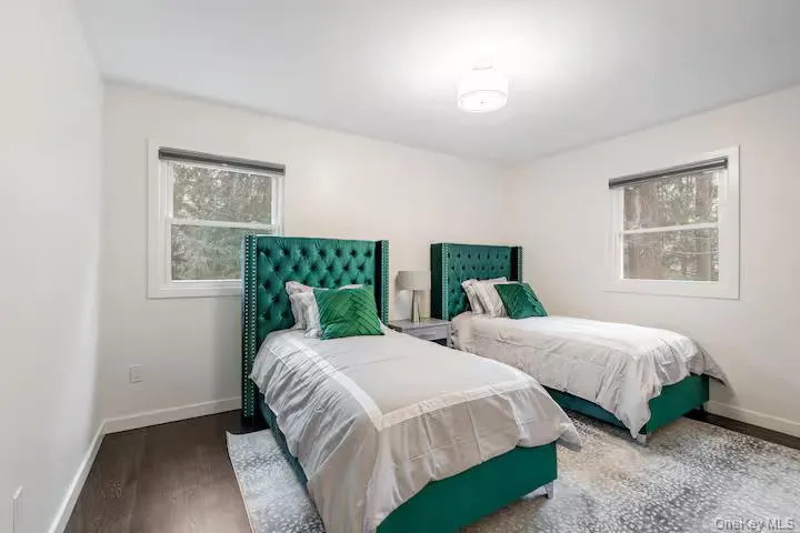 9 E Stemmer Lane Suffern, NY 10901