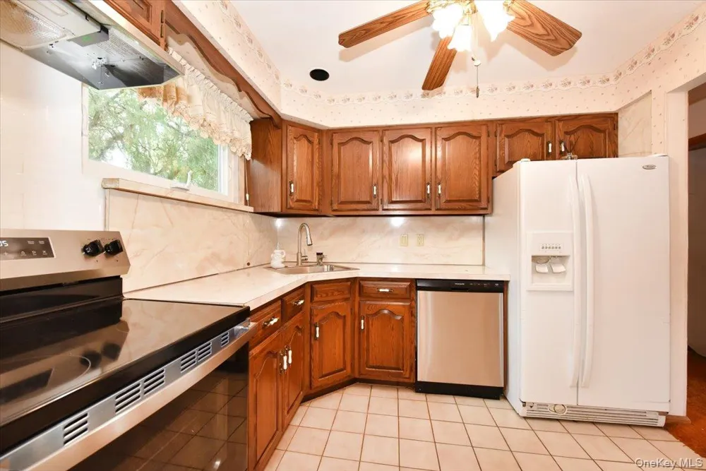 204 Franklin Street Massapequa Park, NY 11762