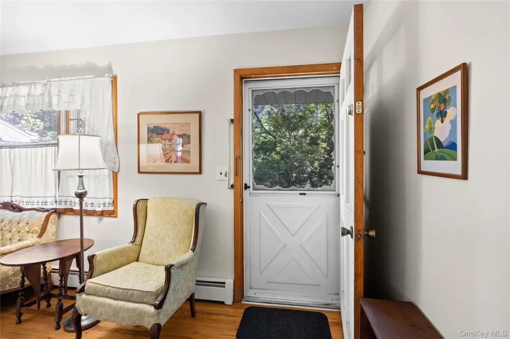 2625 Great Peconic Bay Boulevard Laurel, NY 11948