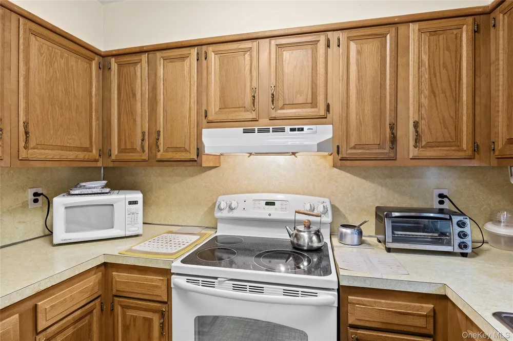 2625 Great Peconic Bay Boulevard Laurel, NY 11948