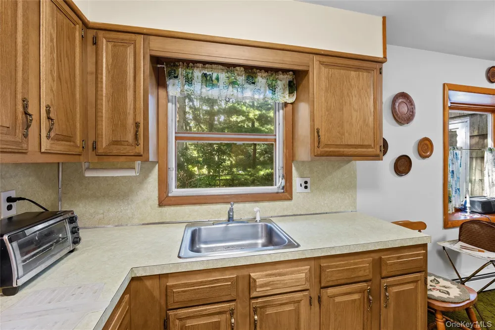 2625 Great Peconic Bay Boulevard Laurel, NY 11948