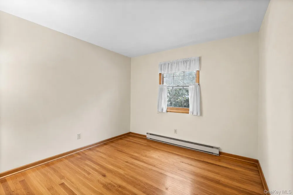 2625 Great Peconic Bay Boulevard Laurel, NY 11948