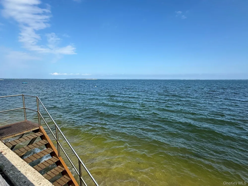 2625 Great Peconic Bay Boulevard Laurel, NY 11948