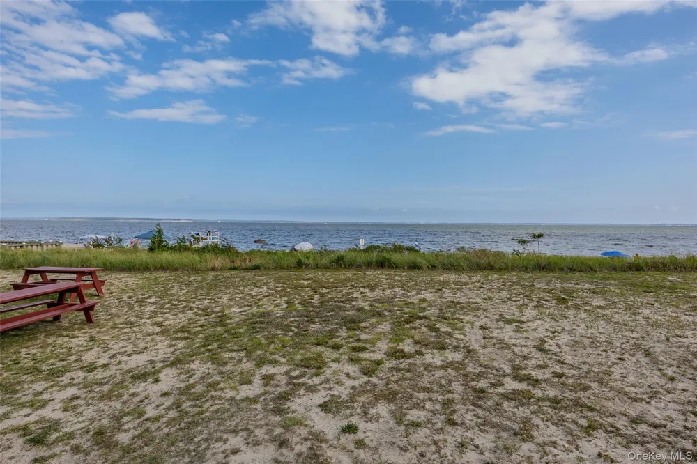 2625 Great Peconic Bay Boulevard Laurel, NY 11948