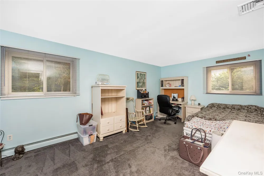 15 Melrose Lane Commack, NY 11725
