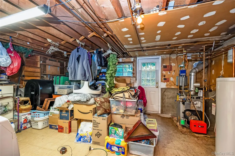 15 Melrose Lane Commack, NY 11725
