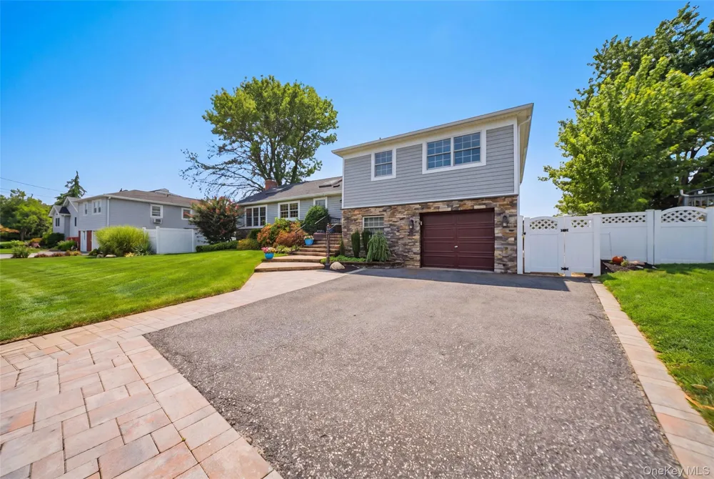 5 Renee Place Massapequa Park, NY 11762