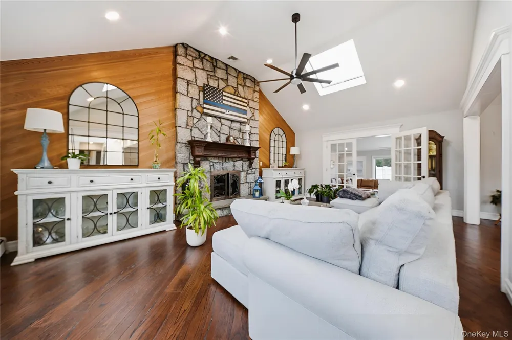 5 Renee Place Massapequa Park, NY 11762