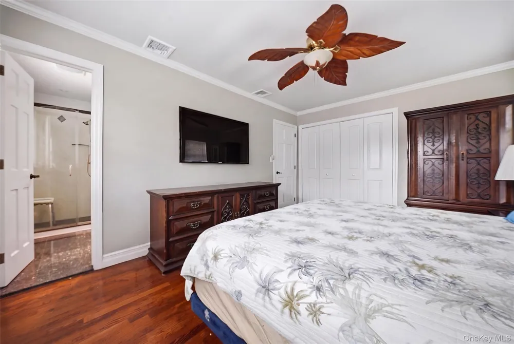 5 Renee Place Massapequa Park, NY 11762