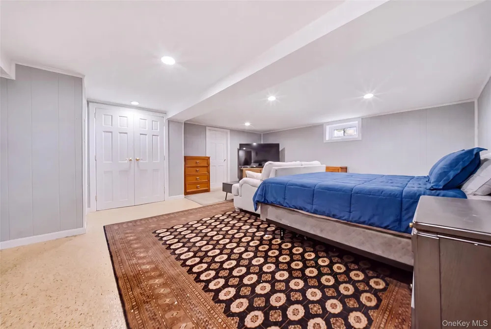 5 Renee Place Massapequa Park, NY 11762