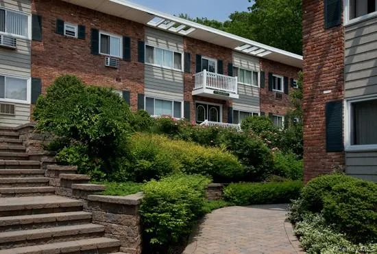 427 Main Street #427-E Northport, NY 11768