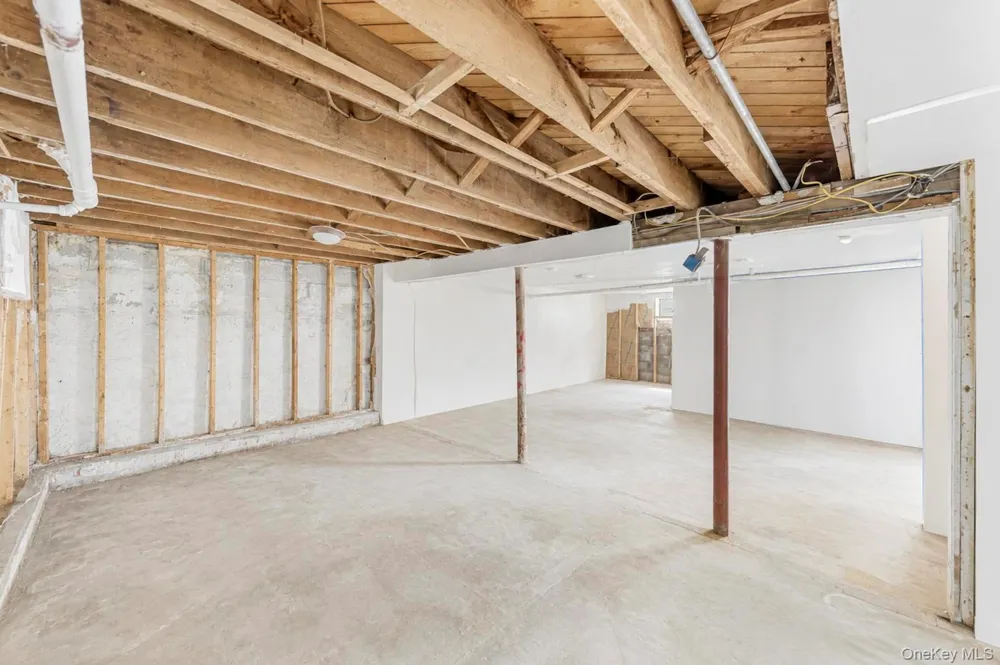 730 Goodrich Street Uniondale, NY 11553