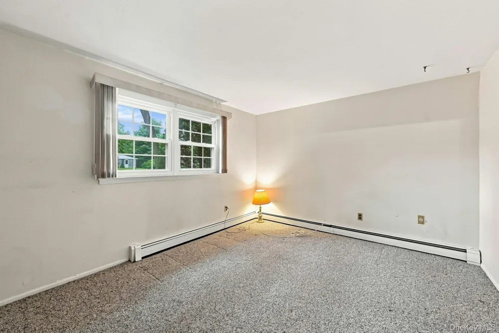 86 39th Street Islip, NY 11751