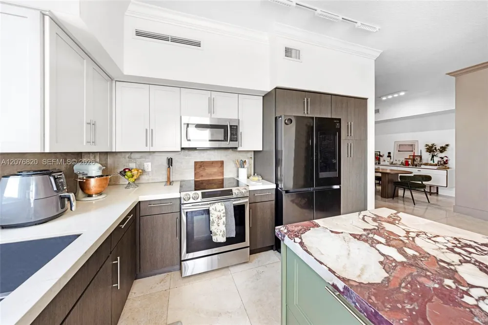 1745 E Hallandale Beach Blvd #2407W Hallandale Beach, FL 33009