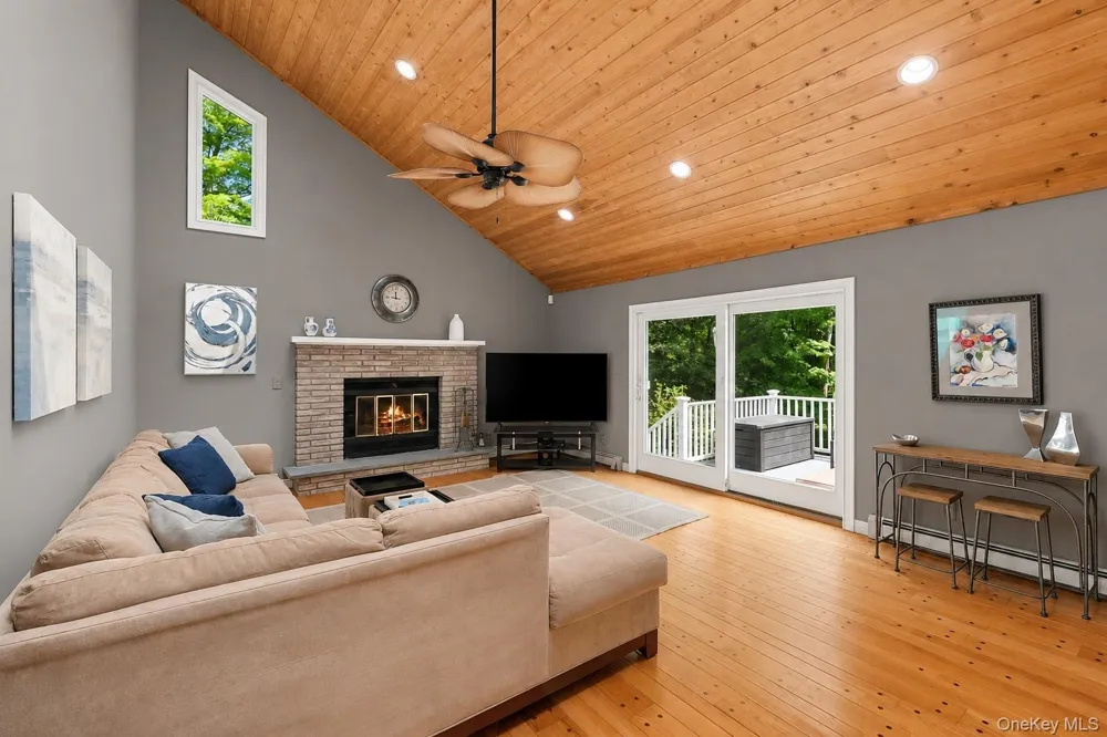 11 Cobbling Rock Drive Katonah, NY 10536