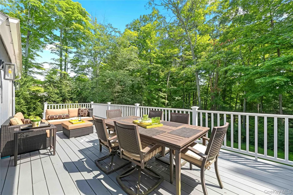11 Cobbling Rock Drive Katonah, NY 10536