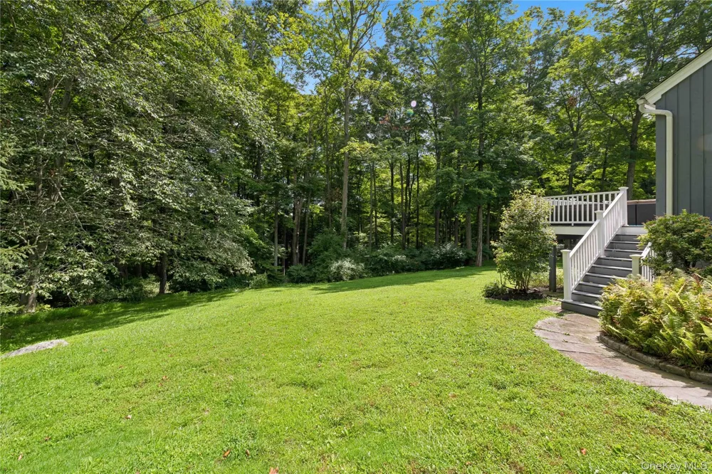 11 Cobbling Rock Drive Katonah, NY 10536