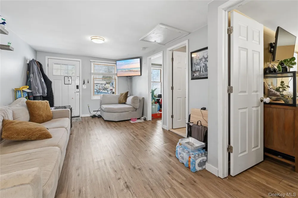 36 Woodlawn Avenue Selden, NY 11784