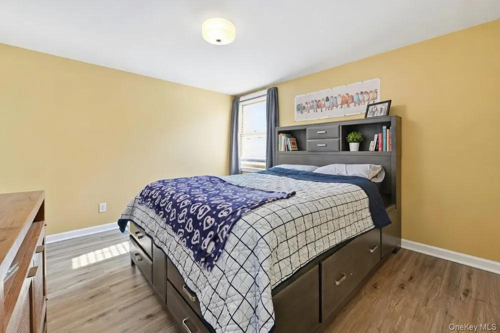 36 Woodlawn Avenue Selden, NY 11784