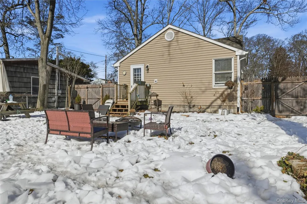 36 Woodlawn Avenue Selden, NY 11784