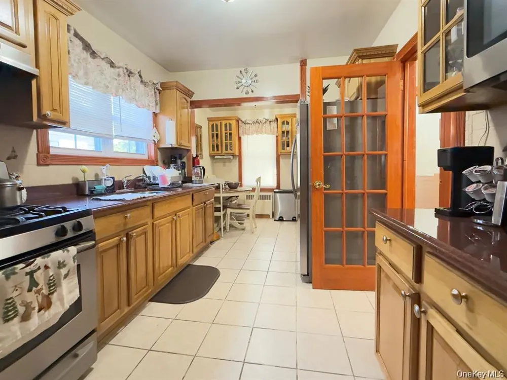 209-44 110th Avenue Queens Village, NY 11429