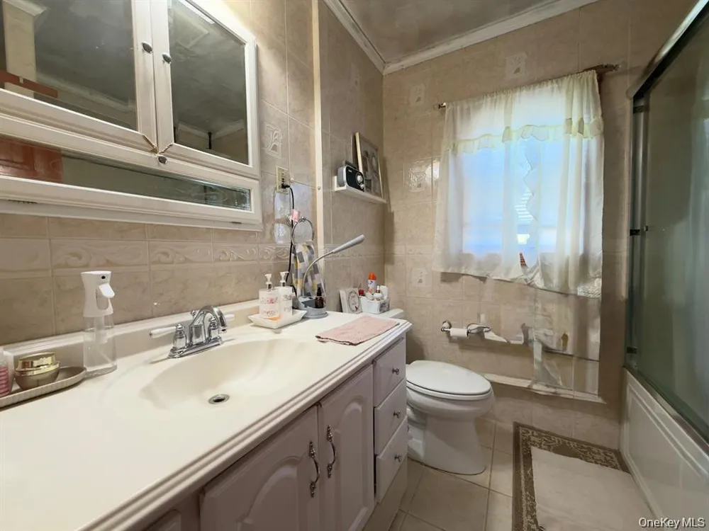 209-44 110th Avenue Queens Village, NY 11429