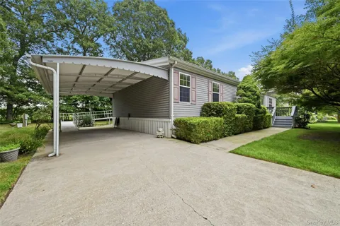 638 Fresh Pond Avenue #320