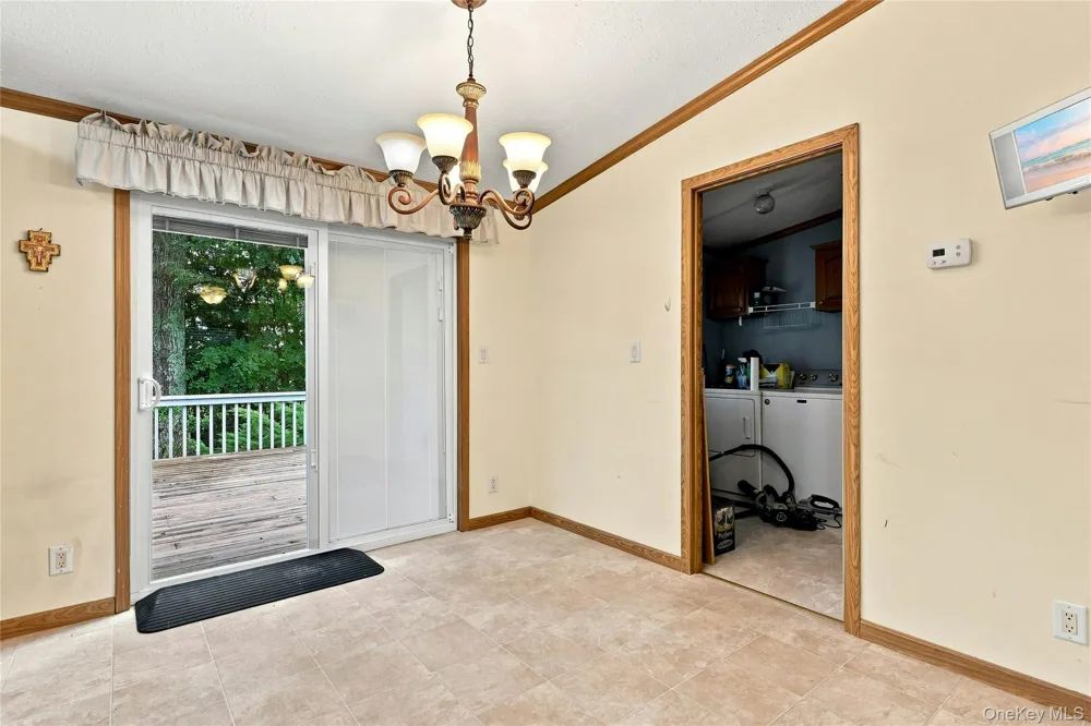638 Fresh Pond Avenue #320 Calverton, NY 11933