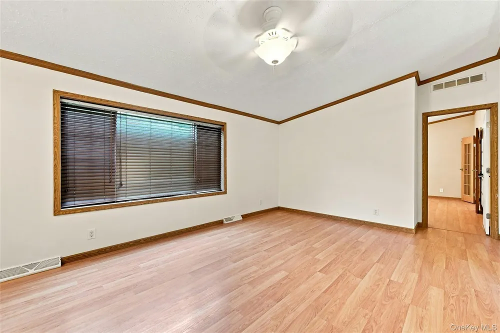 638 Fresh Pond Avenue #320 Calverton, NY 11933
