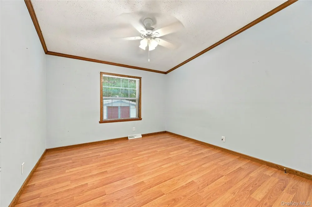 638 Fresh Pond Avenue #320 Calverton, NY 11933