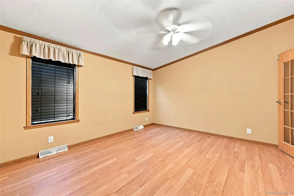 638 Fresh Pond Avenue #320 Calverton, NY 11933