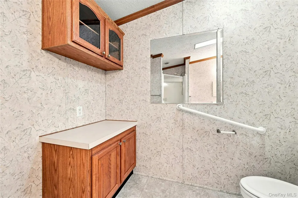 638 Fresh Pond Avenue #320 Calverton, NY 11933