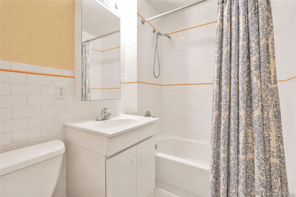 837 Washington Avenue #3B Bronx, NY 10451