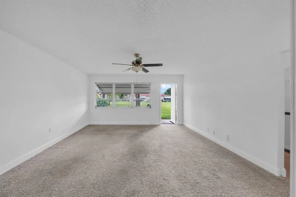 4550 NW 4TH STREET #B Delray Beach, FL 33445