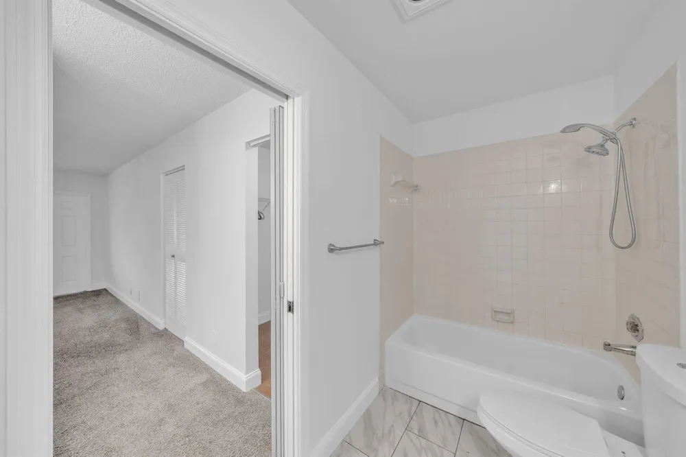4550 NW 4TH STREET #B Delray Beach, FL 33445