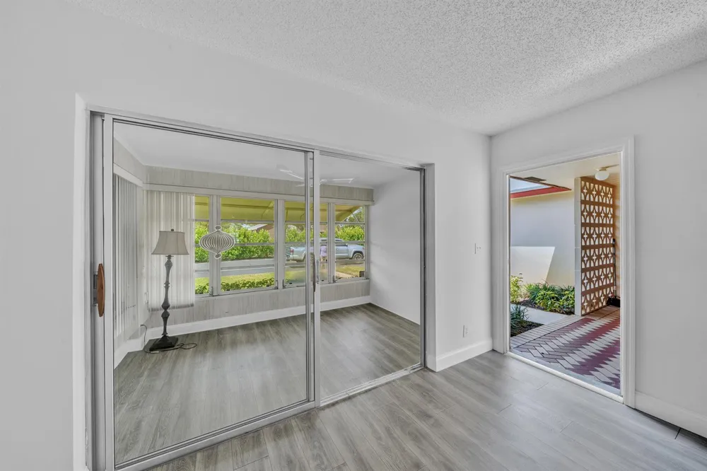 4550 NW 4TH STREET #B Delray Beach, FL 33445